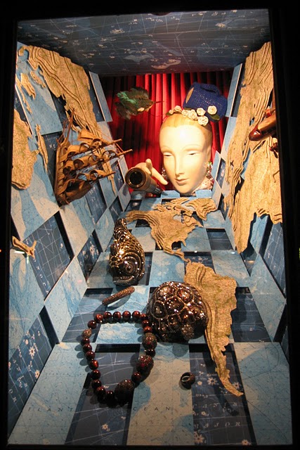 bergdorf holiday windows 2010 009