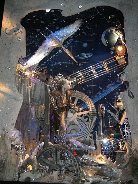 bergdorf holiday windows 2010 012
